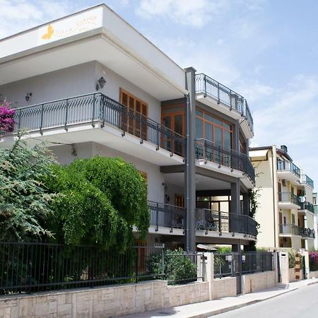 Villa Franca Mini Appartamenti Bisceglie Ngoại thất bức ảnh